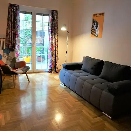 Cute Cozy And -home Away From * Athens